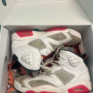 Jordan 6 Retro